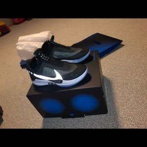 Nike Adapt BB black (US charger)